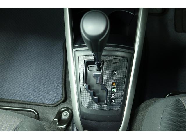 カローラフィールダーハイブリッド　／キーレスエントリー／オートエアコン横滑防止　ＰＣＳ　Ｗエアバック　キーレスリモコン　記録簿付き　電動格納式ドアミラー　アイドリングストップ　運転席エアバッグ　ＥＴＣ　衝突安全ボディ　ＡＢＳ（富山県）の中古車