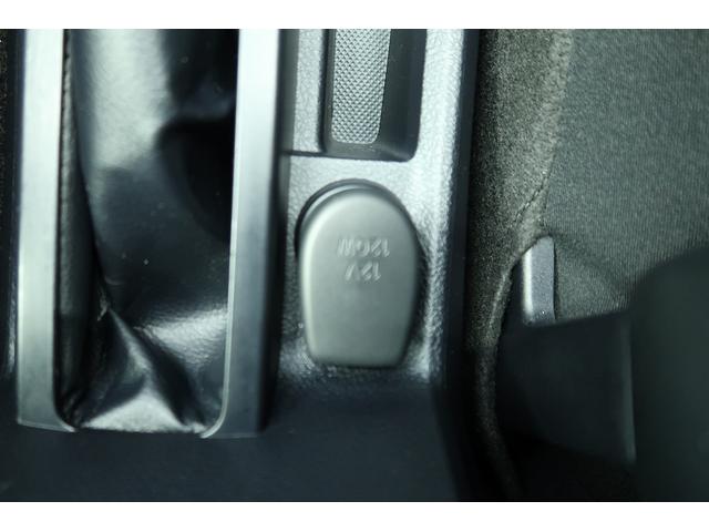 カローラフィールダーハイブリッド　／キーレスエントリー／オートエアコン横滑防止　ＰＣＳ　Ｗエアバック　キーレスリモコン　記録簿付き　電動格納式ドアミラー　アイドリングストップ　運転席エアバッグ　ＥＴＣ　衝突安全ボディ　ＡＢＳ（富山県）の中古車