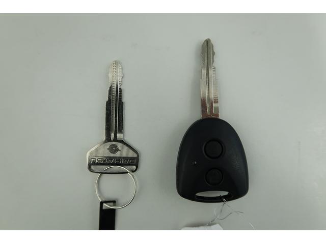 ミライースＬ　ＳＡIII　／オーディオレス／キーレス／マニュアルエアコアイドリングストップ車　車線逸脱アラート　衝突回避支援システム　横滑り防止装置付　ワイヤレスキー　デュアルエアバッグ　オートハイビーム　運転席エアバッグ　点検記録簿　オートライト　ＡＢＳ　安全ボディ（富山県）の中古車