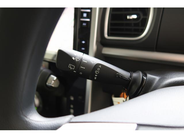 タントカスタムＸ　トップエディションＳＡIII　／ナビ／バックカメＢトゥース　バックカメラ　盗難防止装置　ＥＴＣ付き　キーフリー　オートライト　ナビＴＶ　ＬＥＤランプ　アイドリングストップ　ベンチシート　両側スライド片側電動ドア　車線逸脱警報装置（富山県）の中古車