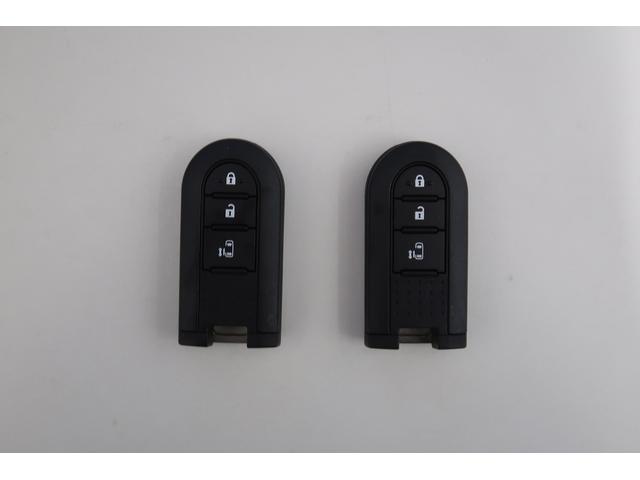 タントカスタムＸ　トップエディションＳＡIII　／ナビ／バックカメＢトゥース　バックカメラ　盗難防止装置　ＥＴＣ付き　キーフリー　オートライト　ナビＴＶ　ＬＥＤランプ　アイドリングストップ　ベンチシート　両側スライド片側電動ドア　車線逸脱警報装置（富山県）の中古車