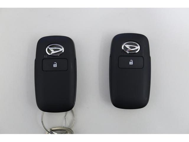 ロッキープレミアムG HEV /オーディオレス/キーフリー/LED車線逸脱防止 Aストップ 盗難防止装置 オートLED 電動格納式ドアミラー 衝突安全ボディ 記録簿 LED Sヒーター キーレスエントリー スマートキー アルミホイール オートライト 衝突回避支援(富山県)の中古車