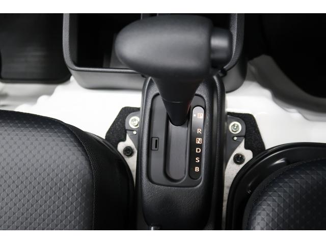 ハイゼットトラックスタンダード　／４ＷＤ／スマートアシスト／ＣＶＴ／エアコン／４ＷＤ　エアコンパワステ　エアバッグ　ＡＭ／ＦＭラジオ　整備記録簿　追突被害軽減ブレーキ　エコアイドル　安全ボディ　シングルエアバッグ　車線逸脱警報　ＥＳＣ　ＡＢＳ（富山県）の中古車