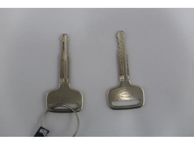 ハイゼットトラックスタンダード　／４ＷＤ／スマートアシスト／ＣＶＴ／エアコン／４ＷＤ　エアコンパワステ　エアバッグ　ＡＭ／ＦＭラジオ　整備記録簿　追突被害軽減ブレーキ　エコアイドル　安全ボディ　シングルエアバッグ　車線逸脱警報　ＥＳＣ　ＡＢＳ（富山県）の中古車