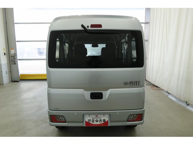 ハイゼットカーゴクルーズ　／４ＷＤ／オーディオレス／キーフリー／オートライト誤発進抑制機能　電動格納式ドアミラー　レーンキープアシスト　４ＷＤ車　キーフリー　セキュリティ　横滑り防止機能　オートハイビーム　オートライト　衝突安全ボディ　Ｗエアバック　ＡＢＳ　記録簿（富山県）の中古車