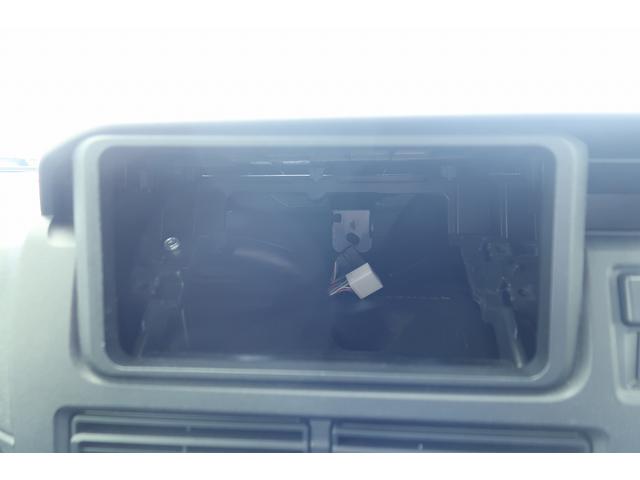 ハイゼットカーゴクルーズ　／４ＷＤ／オーディオレス／キーフリー／オートライト誤発進抑制機能　電動格納式ドアミラー　レーンキープアシスト　４ＷＤ車　キーフリー　セキュリティ　横滑り防止機能　オートハイビーム　オートライト　衝突安全ボディ　Ｗエアバック　ＡＢＳ　記録簿（富山県）の中古車