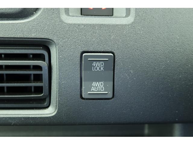 ハイゼットカーゴクルーズ　／４ＷＤ／オーディオレス／キーフリー／オートライト誤発進抑制機能　電動格納式ドアミラー　レーンキープアシスト　４ＷＤ車　キーフリー　セキュリティ　横滑り防止機能　オートハイビーム　オートライト　衝突安全ボディ　Ｗエアバック　ＡＢＳ　記録簿（富山県）の中古車