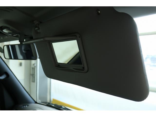 ハイゼットカーゴクルーズ　／４ＷＤ／オーディオレス／キーフリー／オートライト誤発進抑制機能　電動格納式ドアミラー　レーンキープアシスト　４ＷＤ車　キーフリー　セキュリティ　横滑り防止機能　オートハイビーム　オートライト　衝突安全ボディ　Ｗエアバック　ＡＢＳ　記録簿（富山県）の中古車