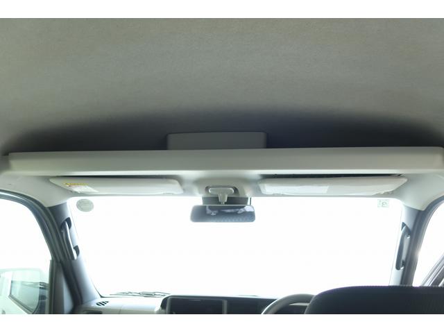 ハイゼットカーゴクルーズ　／４ＷＤ／オーディオレス／キーフリー／オートライト誤発進抑制機能　電動格納式ドアミラー　レーンキープアシスト　４ＷＤ車　キーフリー　セキュリティ　横滑り防止機能　オートハイビーム　オートライト　衝突安全ボディ　Ｗエアバック　ＡＢＳ　記録簿（富山県）の中古車