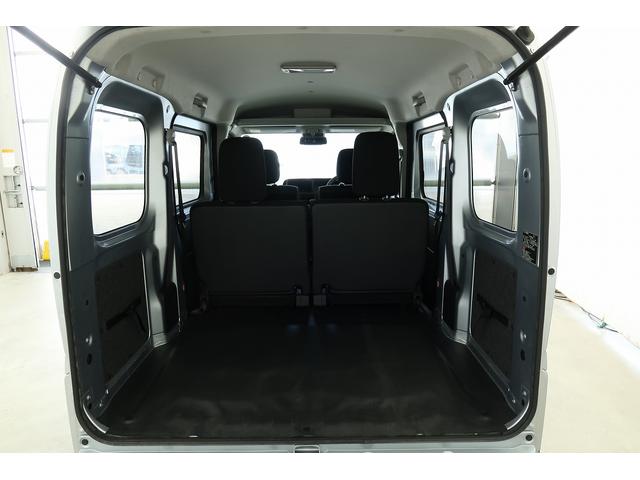 ハイゼットカーゴクルーズ　／４ＷＤ／オーディオレス／キーフリー／オートライト誤発進抑制機能　電動格納式ドアミラー　レーンキープアシスト　４ＷＤ車　キーフリー　セキュリティ　横滑り防止機能　オートハイビーム　オートライト　衝突安全ボディ　Ｗエアバック　ＡＢＳ　記録簿（富山県）の中古車