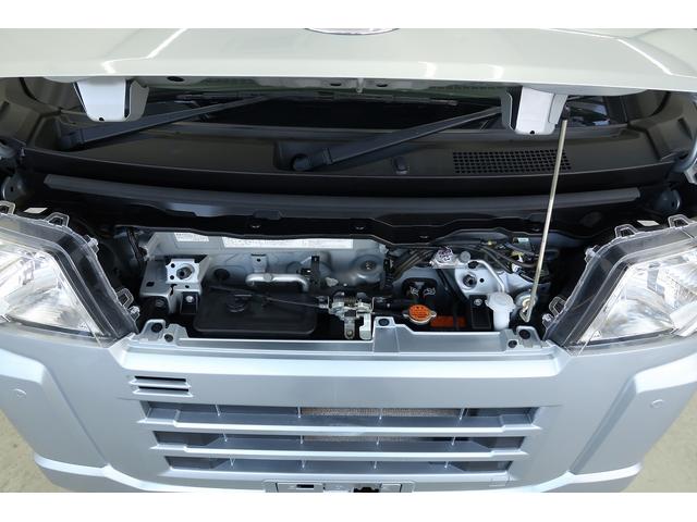 ハイゼットカーゴクルーズ　／４ＷＤ／オーディオレス／キーフリー／オートライト誤発進抑制機能　電動格納式ドアミラー　レーンキープアシスト　４ＷＤ車　キーフリー　セキュリティ　横滑り防止機能　オートハイビーム　オートライト　衝突安全ボディ　Ｗエアバック　ＡＢＳ　記録簿（富山県）の中古車