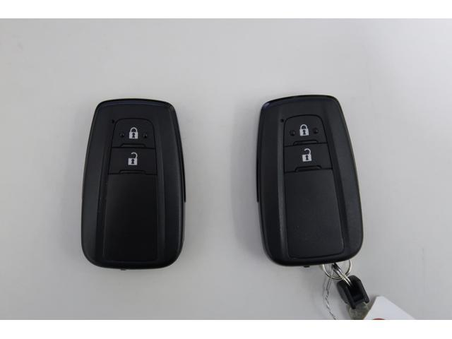 カローラツーリングハイブリッド S /ディスプレイオーディオ/バックカメラ/BT接続 オートライト ETC車載器 イモビライザー オートマチックハイビーム 4WD車 記録簿 バックカメラ スマートキー キーレス ABS アルミホイール エアバッグ 横滑り防止機能 プリクラ(富山県)の中古車