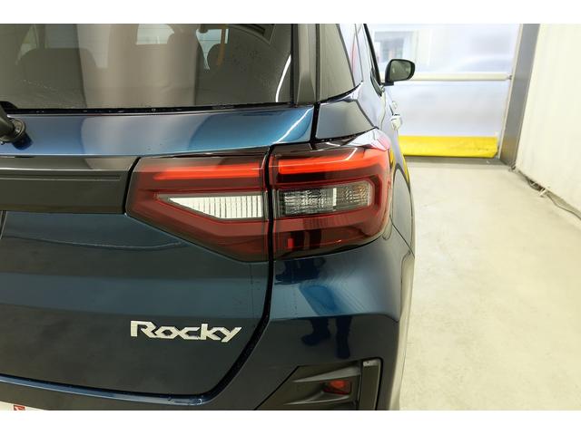 ロッキープレミアムG HEV軽減ブレーキ アルミ LEDヘッドランプ 電動格納式ドアミラー アイドリングストップ レーンキープアシスト 盗難防止システム 記録簿 衝突安全ボディ オートLED シ−トヒ−タ− キーフリーシステム(富山県)の中古車