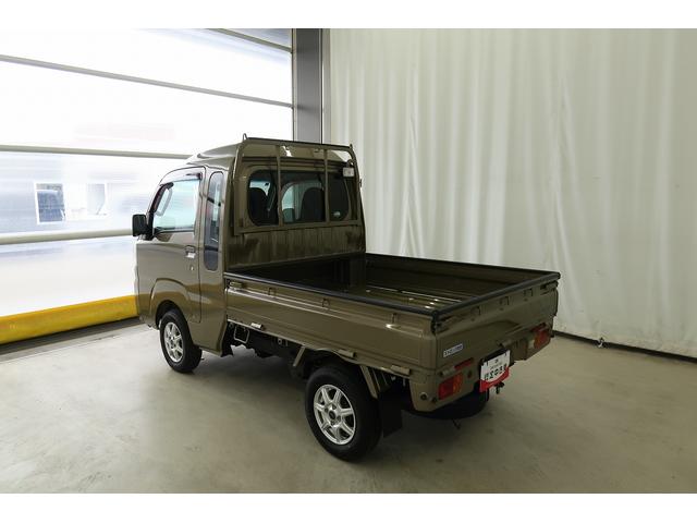 ハイゼットトラックジャンボ　／パートタイム４ＷＤ／カーナビ／ＬＥＤ定期点検記録簿　Ｗエアバック　ＬＥＤヘッド　切替４ＷＤ　ナビ・テレビ　エアバッグ　アルミホイール　ＡＢＳ　キーフリー　Ｂｔオーディオ（富山県）の中古車