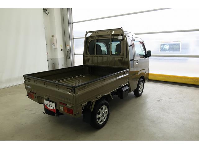 ハイゼットトラックジャンボ　／パートタイム４ＷＤ／カーナビ／ＬＥＤ定期点検記録簿　Ｗエアバック　ＬＥＤヘッド　切替４ＷＤ　ナビ・テレビ　エアバッグ　アルミホイール　ＡＢＳ　キーフリー　Ｂｔオーディオ（富山県）の中古車