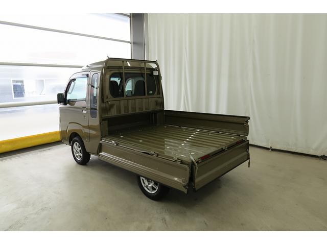 ハイゼットトラックジャンボ　／パートタイム４ＷＤ／カーナビ／ＬＥＤ定期点検記録簿　Ｗエアバック　ＬＥＤヘッド　切替４ＷＤ　ナビ・テレビ　エアバッグ　アルミホイール　ＡＢＳ　キーフリー　Ｂｔオーディオ（富山県）の中古車