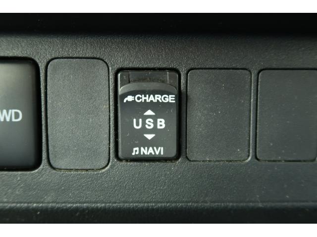 ハイゼットトラックジャンボ　／パートタイム４ＷＤ／カーナビ／ＬＥＤ定期点検記録簿　Ｗエアバック　ＬＥＤヘッド　切替４ＷＤ　ナビ・テレビ　エアバッグ　アルミホイール　ＡＢＳ　キーフリー　Ｂｔオーディオ（富山県）の中古車