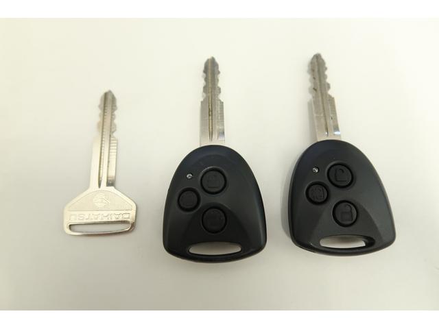 アトレーワゴンカスタムターボRSリミテッド SAIII /4WD/カーナビアイドリングSTOP エアバッグ レーンキープアシスト 記録簿 Wエアバッグ バックカメラ メモリーナビ 4WD ABS オートハイビーム ドライブレコーダー セキュリティアラーム アルミ ターボ車(富山県)の中古車