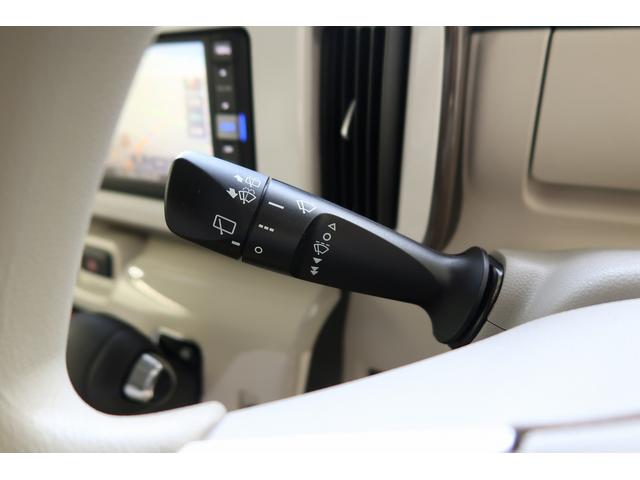 ムーヴキャンバスGメイクアップリミテッド SAIII /カーナビ/パノラマシートヒータ Bluetoothオーディオ AHB 盗難防止アラーム ESC 衝突安全ボディ サイドカメラ 電動格納式ドアミラー Bカメラ LEDライト メモリナビ Aライト フルセグTV エアバッグ(富山県)の中古車