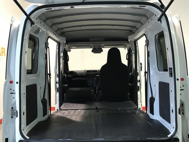 ハイゼットカーゴＤＸ【ダイハツ認定中古車・まごころ保証１年走行距離無制限保証】　スマートアシスト　コーナーセンサー　アイドリングストップ機能　オートライト　純正ラジオ（栃木県）の中古車