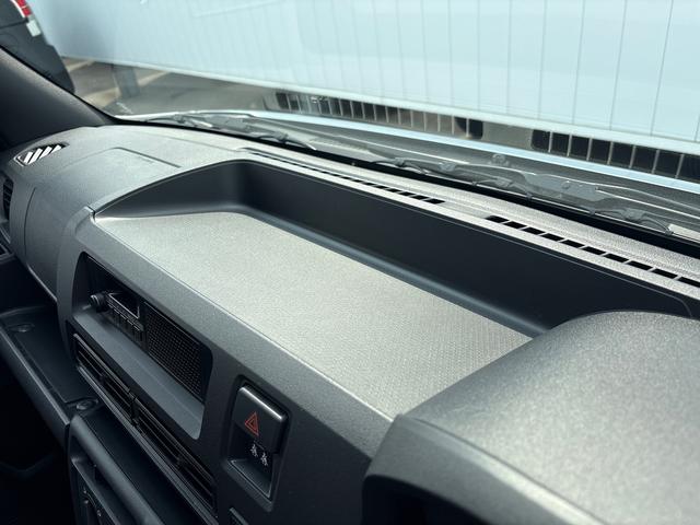 ハイゼットカーゴＤＸダイハツ認定中古車・まごころ保証１年走行距離無制限保証　キーレスエントリーシステム　純正ラジオ　アイドリングストップ機能　スマートアシスト（栃木県）の中古車
