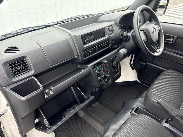 ハイゼットカーゴＤＸ４ＷＤ　ＣＶＴ　スライドドア　スマートアシスト　コーナーセンサー　キーレスエントリーシステム　全車１年走行距離無制限まごころ保証付き！（栃木県）の中古車