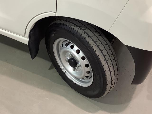 ハイゼットカーゴデラックスＳＡIII全車１年走行距離無制限まごころ保証付き！　ＬＥＤヘッドライト　スマートアシスト３　純正ラジオ　パワーウィンドウ　オートライト（栃木県）の中古車