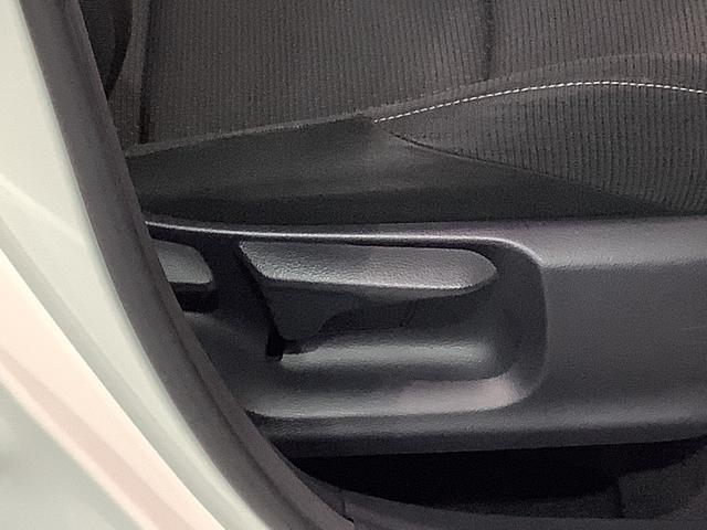 C−HRS LEDパッケージスマートキー&プッシュスタート 電動格納ミラー LEDヘッド クリアランスソナー キーレスエントリー ドライブレコーダー ナビTV 横滑り防止 イモビライザー(栃木県)の中古車