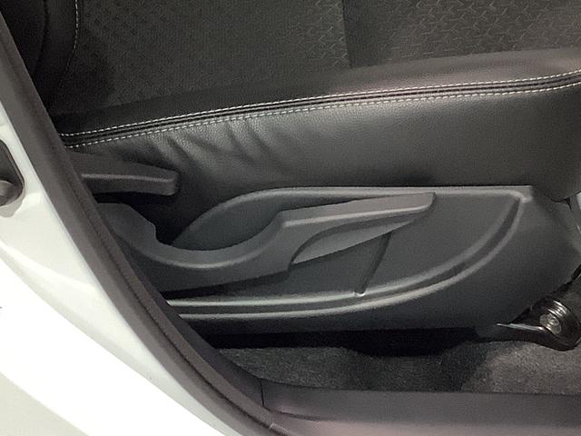 ロッキープレミアムＧ盗難防止装置　１オーナー車　電動格納ミラー　ＡＣＣ　ソナー　ナビＴＶ　全周囲モニター　キーレス　メモリーナビ　アルミホイル　オートマチックハイビーム　スマートキー＆プッシュスタート　ドラレコ　アイスト（栃木県）の中古車