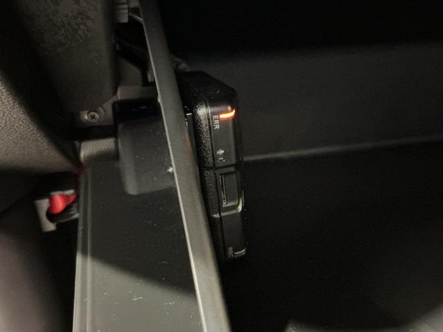 フィットホームメモリーナビ　電動格納ドアミラー　リアカメ　記録簿付　エアバッグ　ｉストップ　スマ−トキ−　盗難防止装置　ＥＴＣ車載器　Ｗエアバック　ＶＳＡ　ナビ＆ＴＶ　キーレス　ＡＢＳ（栃木県）の中古車