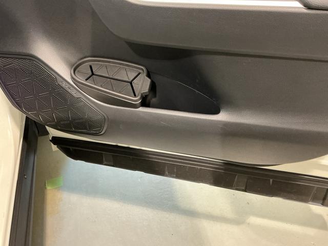 ＲＡＶ４ハイブリッドＧドライブレコーダ　シートヒータ　バックモニター　ＬＥＤヘッドライト　スマキー　ＴＶナビ　横滑り防止装置　クルコン　エアバッグ　ＡＷ　キーレスエントリー　ＥＴＣ　ＡＢＳ（栃木県）の中古車