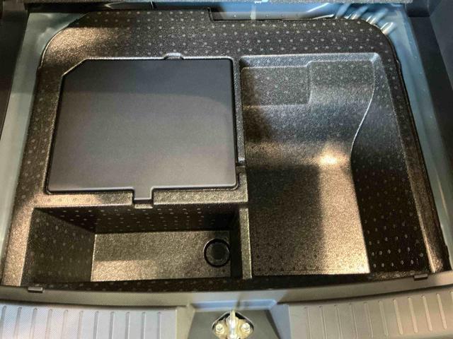 ロッキープレミアムＧ　ＨＥＶ電動格納式ドアミラー　衝突被害軽減　盗難防止　衝突安全ボディ　アルミホイル　ＬＥＤライト　オートＬＥＤ　シートヒーター　スマートキー　アイドリングストップ　キーフリー（栃木県）の中古車
