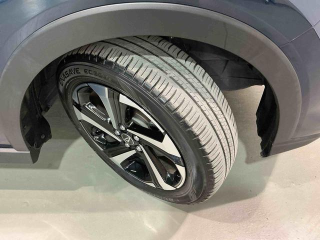 ロッキープレミアムＧ　ＨＥＶ電動格納式ドアミラー　衝突被害軽減　盗難防止　衝突安全ボディ　アルミホイル　ＬＥＤライト　オートＬＥＤ　シートヒーター　スマートキー　アイドリングストップ　キーフリー（栃木県）の中古車
