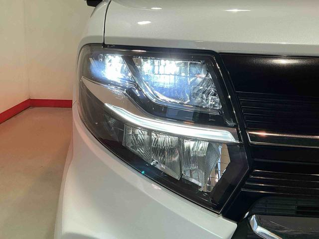 タントカスタムXセレクションソナーセンサー LED キーフリー オートハイビーム アルミホイール 車線逸脱警報 エコアイドル オートライト スマートキー ベンチシート メモリーナビ セキュリティー ナビテレビ(栃木県)の中古車