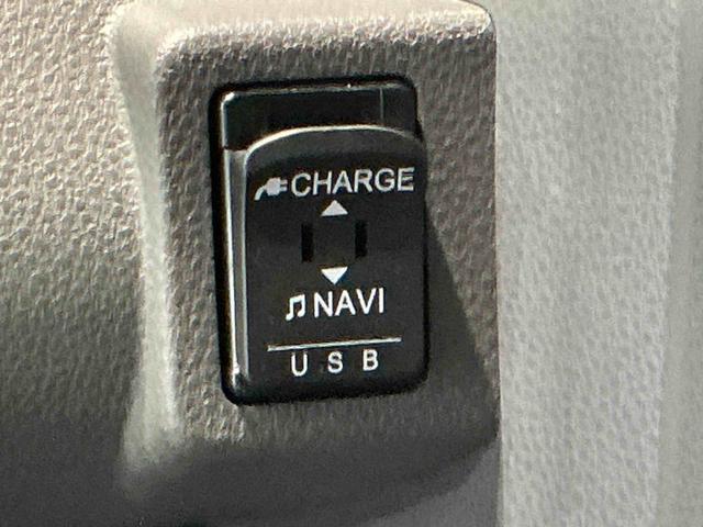 タントカスタムXセレクションソナーセンサー LED キーフリー オートハイビーム アルミホイール 車線逸脱警報 エコアイドル オートライト スマートキー ベンチシート メモリーナビ セキュリティー ナビテレビ(栃木県)の中古車