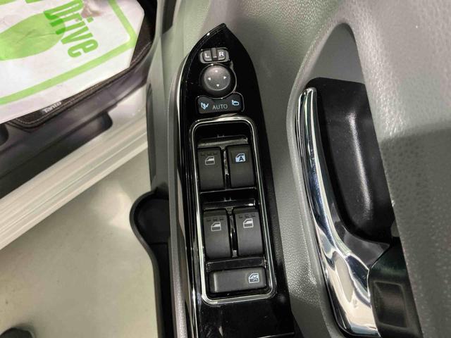 タントカスタムXセレクションソナーセンサー LED キーフリー オートハイビーム アルミホイール 車線逸脱警報 エコアイドル オートライト スマートキー ベンチシート メモリーナビ セキュリティー ナビテレビ(栃木県)の中古車