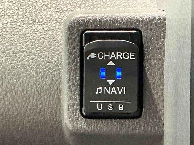 タントカスタムXセレクションソナーセンサー LED キーフリー オートハイビーム アルミホイール 車線逸脱警報 エコアイドル オートライト スマートキー ベンチシート メモリーナビ セキュリティー ナビテレビ(栃木県)の中古車