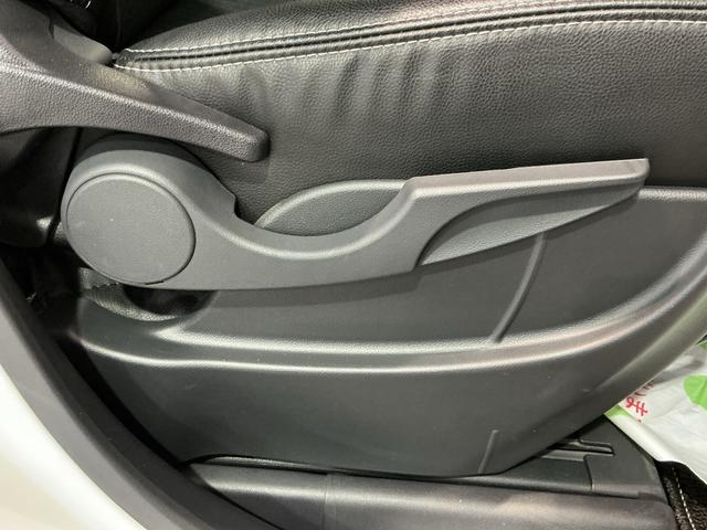 タントカスタムＲＳセレクション衝突軽減ブレーキ　パーキングセンサー　電動格納式ドアミラー　スマートキー＆プッシュスタート　車線逸脱　前席シートヒーター　オートライト　キーフリー　ＬＥＤヘッド　ＥＴＣ　ナビＴＶ（栃木県）の中古車