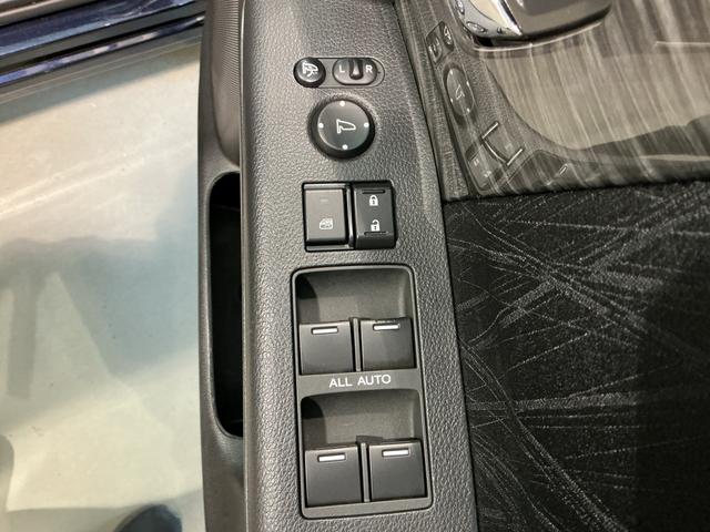 オデッセイハイブリッドハイブリッドアブソルート・ホンダセンシングアルミ　リアカメラ　デュアルエアコン　ＡＢＳ　オートライト　キーレス　ＶＳＡ　Ｗエアバッグ　ＬＥＤライト　ナビＴＶ　ＥＴＣ　エアバッグ　インテリキー　セキュリティアラーム　メモリ−ナビ（栃木県）の中古車