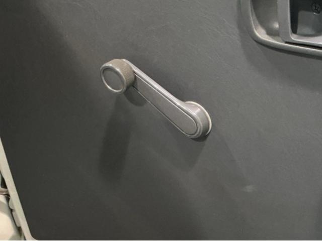 ハイゼットトラック農用スペシャル切り替え４ＷＤ　パワーステアリング　　エアコン付き　荷台作業　マニュアルミッション　荷台ゴムマット　プロテクターゴム　ブロックタイヤ（栃木県）の中古車