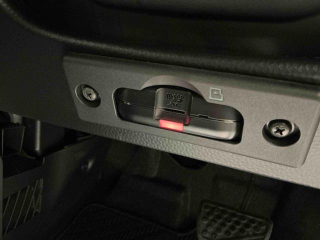 トールカスタムＧパノラミックビューモニター　オートクルーズ　助手席エアバッグ　ＬＫＡ　ＬＥＤライト　キーレス　Ｉストップ　電格ミラー　ハイビームアシスト　Ａライト　イモビ　ＥＳＣ　ワンオーナー　ＥＴＣ　エアバック（栃木県）の中古車
