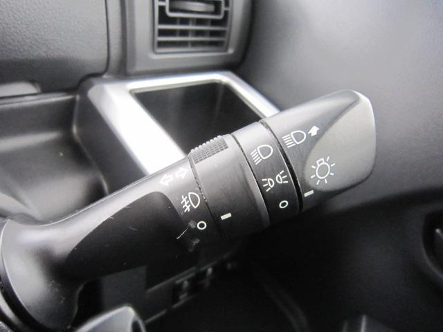 ハイゼットキャディーDデラックス SAIII全車1年走行距離無制限まごころ保証付き! スマートアシストIII ナビゲーションシステム バックカメラ キーレスキー LEDフォグランプ 社外アルミホイール コーナーポール 2シーター貨物(栃木県)の中古車