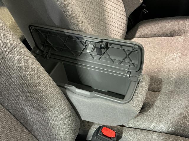 タントXアイドリングストップ車 ブレーキサポート 電動ミラー スマートキーシステム LEDライト キーレスキー 車線逸脱警報 オートハイビーム 片側電動両側スライドドア 盗難警報装置 Pソナー(栃木県)の中古車