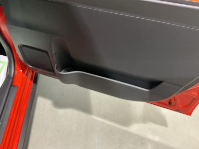 タントファンクロスパーキングセンサー 衝突軽減システム 両側オートドア シートヒータ オートLED レーンキープアシスト LEDヘットライト キーレスエントリー スマートキ− オートライト ベンチシート(栃木県)の中古車