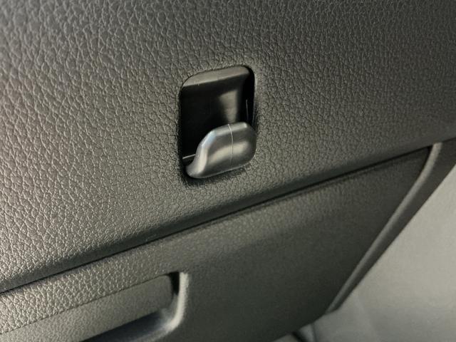 ハイゼットトラックスタンダード 農用スペシャル4WD レーンキープアシスト ソナー 助手席エアバック 誤発進抑制機能 エアコン付 衝突安全ボディ 運転席エアバック オートライト 横滑り防止 アイドリングストップ ABS イモビ(栃木県)の中古車