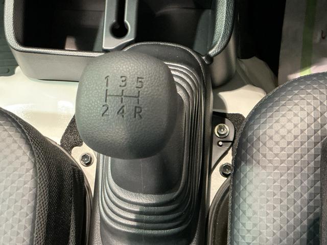 ハイゼットトラックスタンダード 農用スペシャル4WD レーンキープアシスト ソナー 助手席エアバック 誤発進抑制機能 エアコン付 衝突安全ボディ 運転席エアバック オートライト 横滑り防止 アイドリングストップ ABS イモビ(栃木県)の中古車