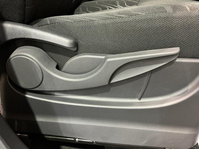 トールカスタムＧ　ＳＡII衝突被害軽減　電動格納ドアミラー　ナビＴＶ　ＬＥＤ　Ｂカメラ　エアバッグ　両側パワスラドア　レーンアシスト　メモリーナビ　キーフリーシステム　ＥＴＣ　エコアイドル　アルミホイール（栃木県）の中古車