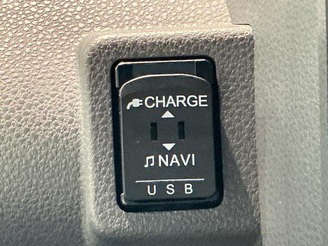 タントカスタムXセレクションコーナーソナー Wパワースライドドア 衝突軽減システム アルミ 衝突安全ボディ オートハイビーム LEDヘッド 前席シートヒーター オートライト レーンアシスト キーフリー スマートキー(栃木県)の中古車