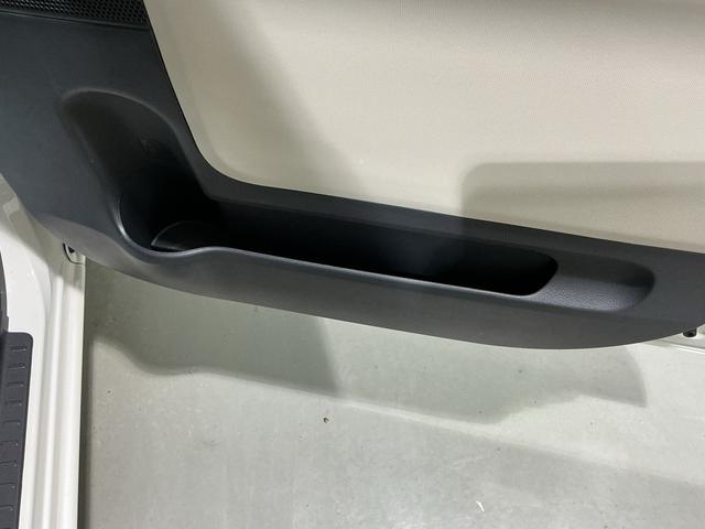 ムーヴキャンバスＧメイクアップＶＳ　ＳＡIII踏み間違え防止　横滑り防止機能　パノラミックビューモニター　ＥＴＣ車載器　衝突安全ボディ　電動格納ミラー　ＬＥＤライト　キーフリーシステム　ドライブレコーダー　メモリーナビ　ナビＴＶ　ベンチシート（栃木県）の中古車