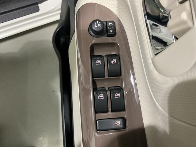 ムーヴキャンバスＧメイクアップＶＳ　ＳＡIII踏み間違え防止　横滑り防止機能　パノラミックビューモニター　ＥＴＣ車載器　衝突安全ボディ　電動格納ミラー　ＬＥＤライト　キーフリーシステム　ドライブレコーダー　メモリーナビ　ナビＴＶ　ベンチシート（栃木県）の中古車